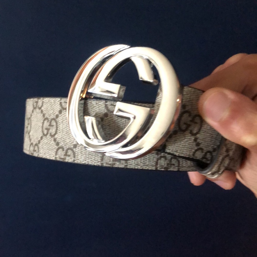 Gucci logo belt